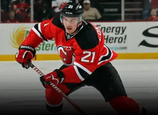 НХЛ: Российский нападающий  НХЛ: Российский нападающий