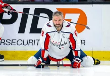 Журналистка The Hockey News назвала единственный тип броска, которым Овечкин ещё не забивал в НХЛ Журналистка The Hockey News назвала единственный тип броска, которым Овечкин ещё не забивал в НХЛ