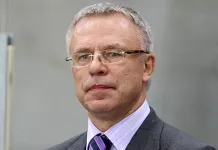 Вячеслав Фетисов сравнил игру Путина и Лукашенко в хоккей Вячеслав Фетисов сравнил игру Путина и Лукашенко в хоккей