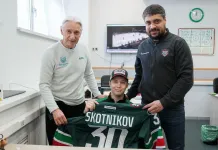 «Ак Барс» подписал контракт на день с 17-летним Саввой Скотниковым. В июне у вратаря произошел разрыв аневризмы головного мозга «Ак Барс» подписал контракт на день с 17-летним Саввой Скотниковым. В июне у вратаря произошел разрыв аневризмы головного мозга