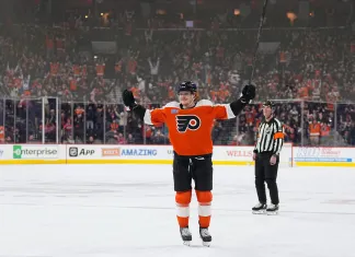 «Филадельфия» в овертайме победила «Детройт», конкурент Колосова стал третьей звездой матча «Филадельфия» в овертайме победила «Детройт», конкурент Колосова стал третьей звездой матча