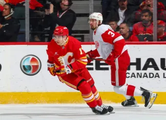 «Калгари» Егора Шаранговича дома уступил «Детройту» «Калгари» Егора Шаранговича дома уступил «Детройту»