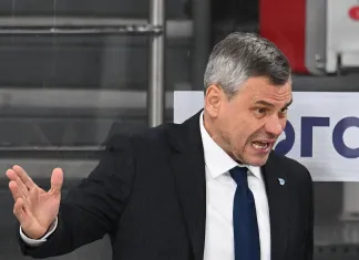 Квартальнов в числе самых опытных тренеров КХЛ. В лиге сразу семь наставников старше 59 лет Квартальнов в числе самых опытных тренеров КХЛ. В лиге сразу семь наставников старше 59 лет