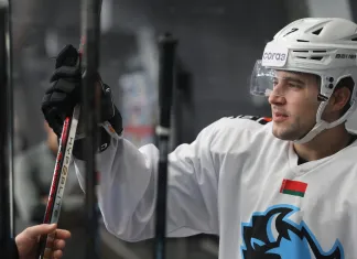 Сэм Энас – об отпуске, Заке Фукале и матче с магнитогорским «Металлургом» Сэм Энас – об отпуске, Заке Фукале и матче с магнитогорским «Металлургом»