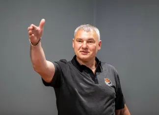 Белорусский наставник с победы начал свою карьеру в КХЛ Белорусский наставник с победы начал свою карьеру в КХЛ