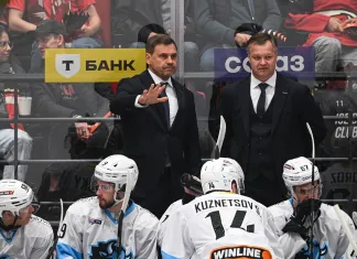 «Забить четыре гола на выезде хорошей команде – это победа». Дмитрий Квартальнов подвел итоги матча с «Авангардом» «Забить четыре гола на выезде хорошей команде – это победа». Дмитрий Квартальнов подвел итоги матча с «Авангардом»