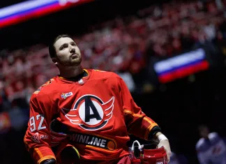 Роман Горбунов: Со «Спартаком» все время получаются результативные матчи, забиваются шайбы, ход игры меняется то в одну, то в другую сторону Роман Горбунов: Со «Спартаком» все время получаются результативные матчи, забиваются шайбы, ход игры меняется то в одну, то в другую сторону