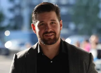 Защитник минского «Динамо» нанес больше бросков, чем «Барыс» за всю игру Защитник минского «Динамо» нанес больше бросков, чем «Барыс» за всю игру