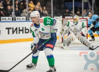 «Салават Юлаев» отказался от 330 млн рублей «Авангарда» за Хмелевского «Салават Юлаев» отказался от 330 млн рублей «Авангарда» за Хмелевского