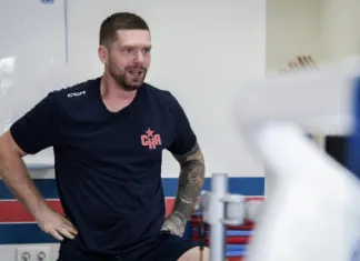 «От «Трактора» так и не поступило предложения». Евгений Кузнецов — о Челябинске и уральских дерби «От «Трактора» так и не поступило предложения». Евгений Кузнецов — о Челябинске и уральских дерби