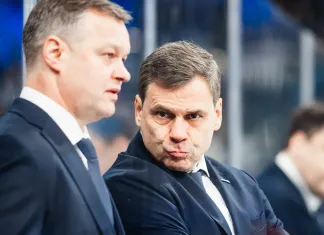 Дмитрий Квартальнов взял ответственность на себя за поражение от «Нефтехимика» Дмитрий Квартальнов взял ответственность на себя за поражение от «Нефтехимика»