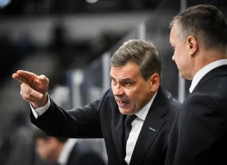 Дмитрий Квартальнов сохранил место в рейтинге тренеров КХЛ по версии «Чемпионата» Дмитрий Квартальнов сохранил место в рейтинге тренеров КХЛ по версии «Чемпионата»