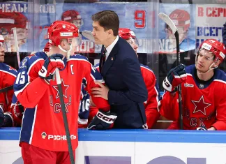 КХЛ наградила Никитина памятной медалью: в элитном клубе тренеров также Квартальнов КХЛ наградила Никитина памятной медалью: в элитном клубе тренеров также Квартальнов