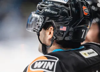 Сэм Энас – о шайбе Спронга: Самый странный гол в моей карьере Сэм Энас – о шайбе Спронга: Самый странный гол в моей карьере