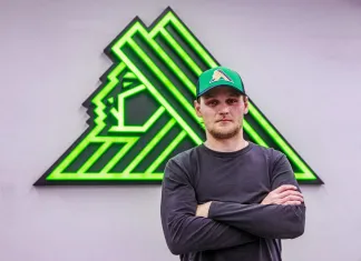 Шелдон Ремпал официально перешел в «Салават Юлаев». Стала известна его зарплата Шелдон Ремпал официально перешел в «Салават Юлаев». Стала известна его зарплата