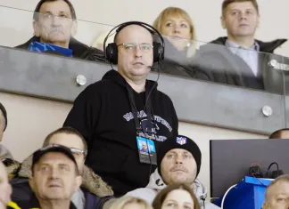 Виталий Сапроненко – о заброшенной шайбе вратаря «Славутича» и уходе Виктора Туркина Виталий Сапроненко – о заброшенной шайбе вратаря «Славутича» и уходе Виктора Туркина