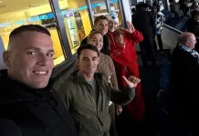 Белорусские биатлонисты посетили матч минского «Динамо» и «Амура» Белорусские биатлонисты посетили матч минского «Динамо» и «Амура»